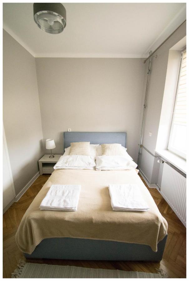 Color 24 Apartament III 斯塔洛瓦沃拉 外观 照片