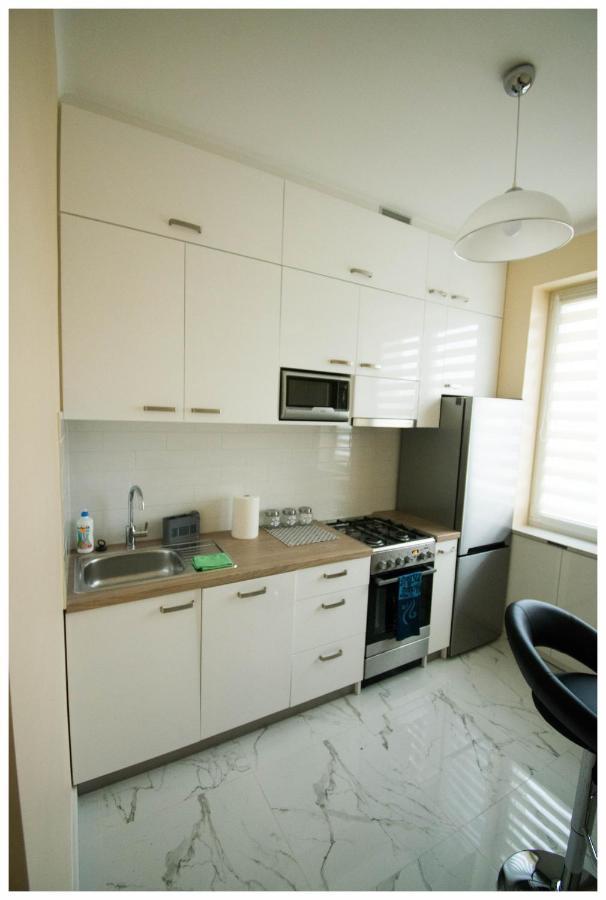 Color 24 Apartament III 斯塔洛瓦沃拉 外观 照片