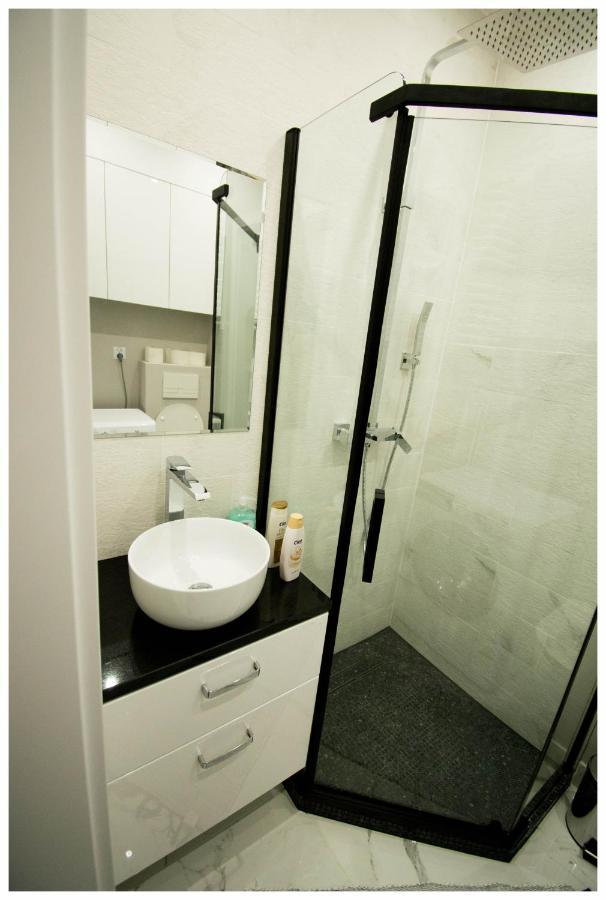 Color 24 Apartament III 斯塔洛瓦沃拉 外观 照片