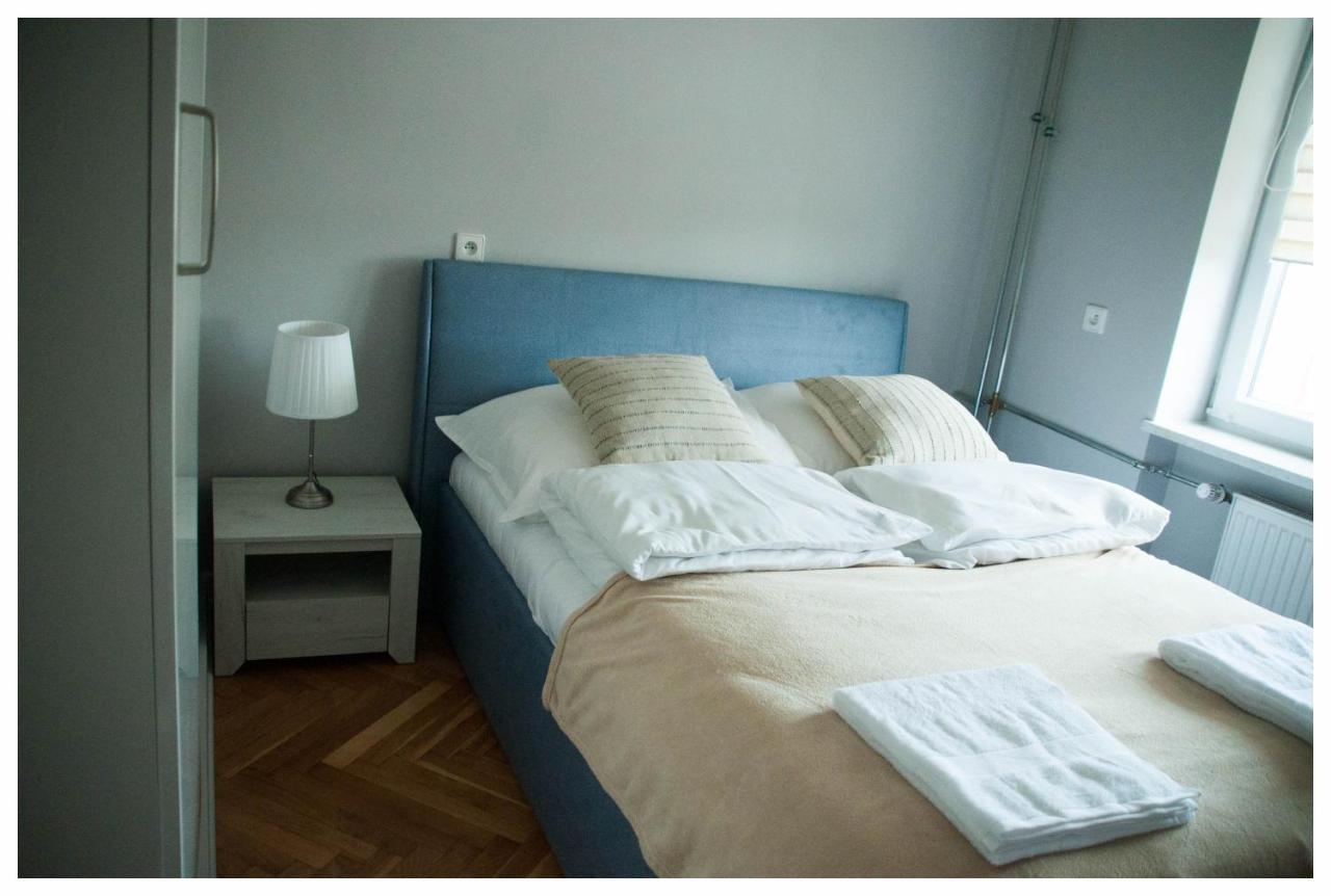 Color 24 Apartament III 斯塔洛瓦沃拉 外观 照片